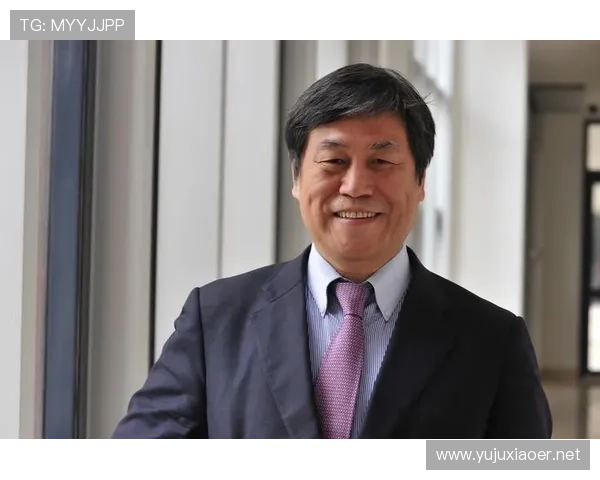 讲述杰出企业家成长历程与创新精神的深度人物传记故事篇全景录集