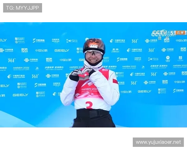 徐梦桃夺冠亲吻金牌泪目高唱国歌